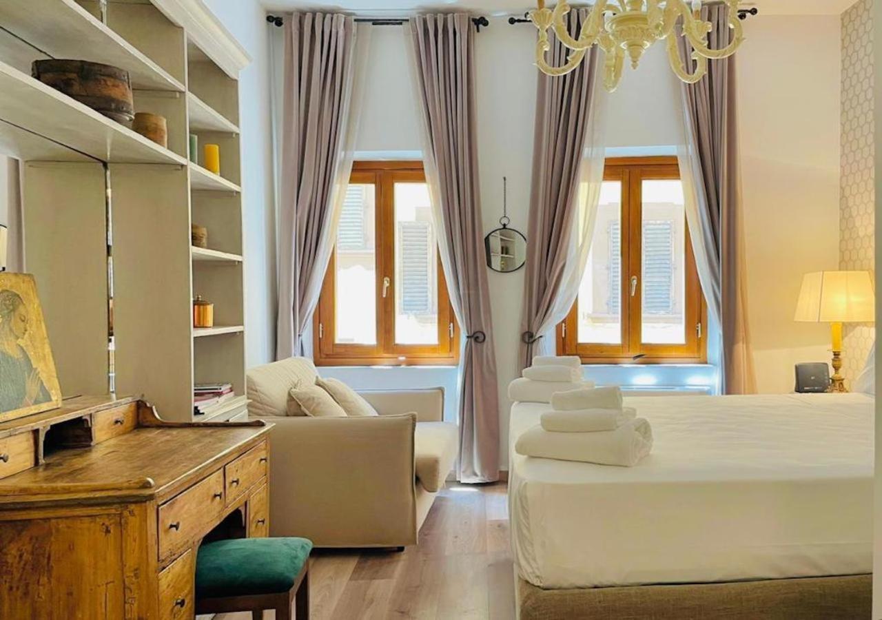 Santa Maria Novella Apt フィレンツェ エクステリア 写真